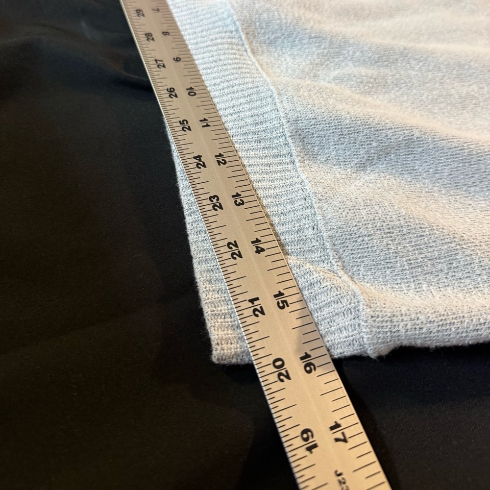 Heathered gray Las Vegas Sweatshirt - Picture 4 of 8